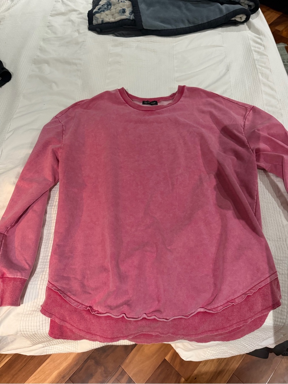 Women’s dusty pink oversized sweatshirt